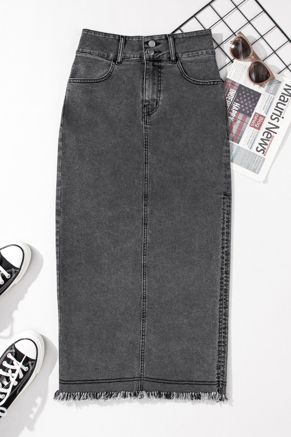 Black Raw Edge Side Slits Buttoned Midi Denim Skirt